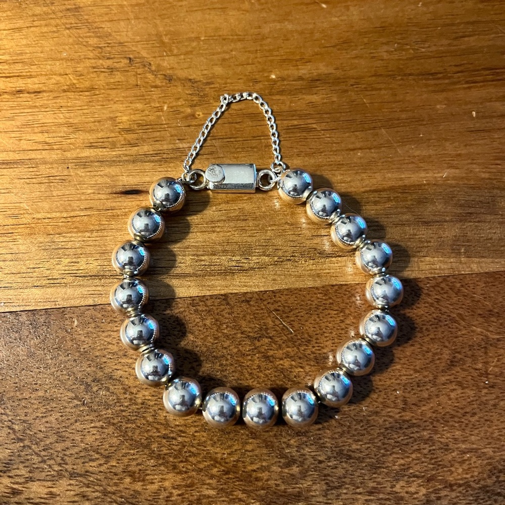 Silpada Sterling Silver Bead Ball Bracelet.